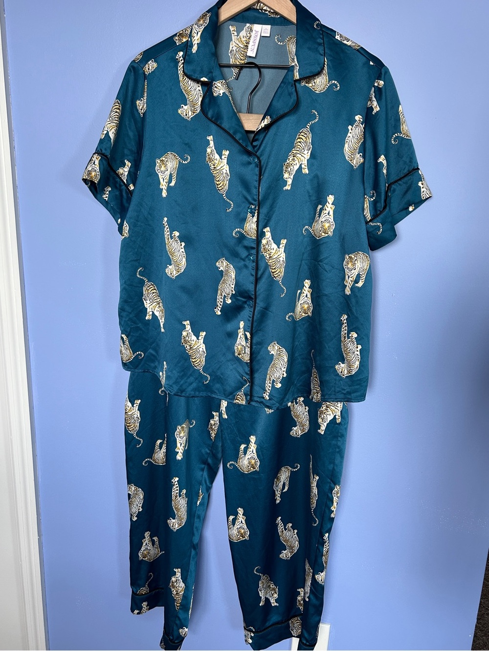 Blue Satin Tiger Print Pajama Set XL